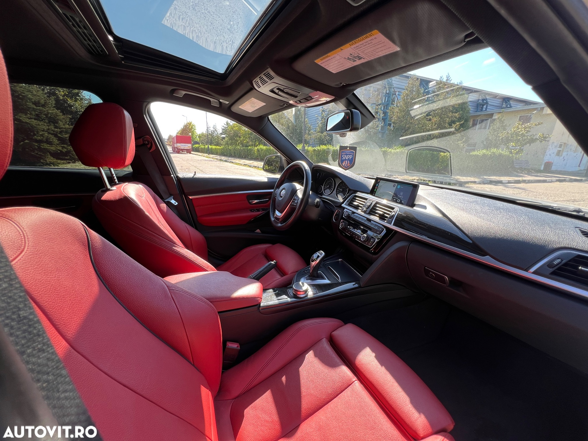 BMW Seria 3 330i Touring Aut. Sport Line - 10