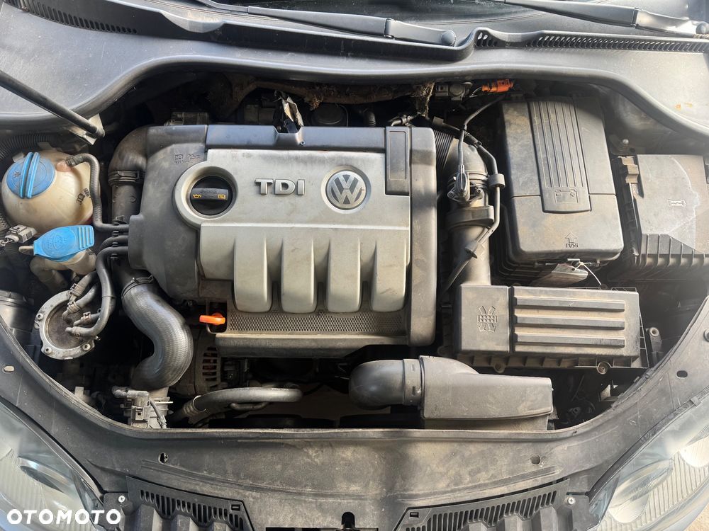 Volkswagen Golf 1.9 TDI DPF GT Sport - 23