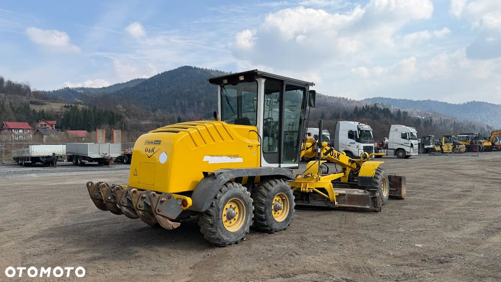 New Holland F106.6 - 6