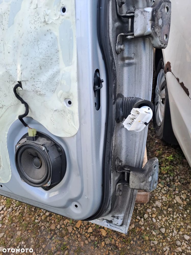 Chevrolet Aveo T250 HB 5D drzwi klapa bagażnika zderzak kod lakieru 92U - 14