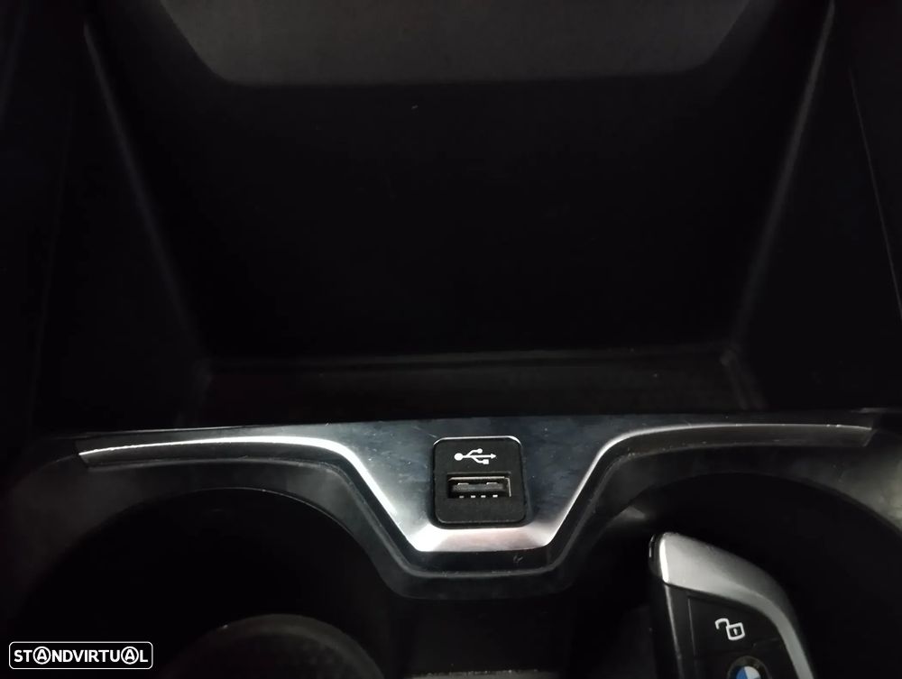 BMW 116 d Advantage Auto - 38