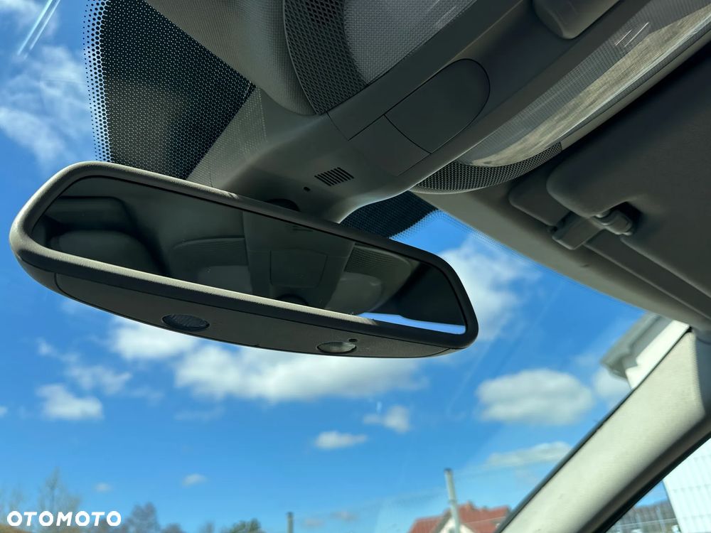 Mercedes-Benz Klasa R 350 BlueTEC L 4Matic 7G-TRONIC DPF - 33