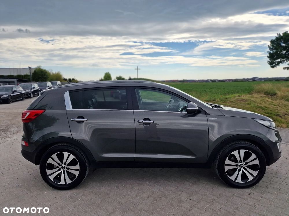 Kia Sportage 1.7 CRDI 2WD ISG Dream-Team Edition - 8