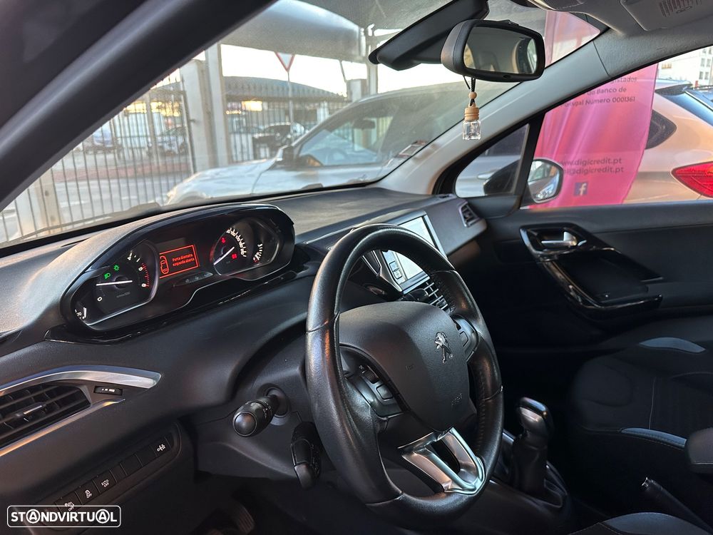 Peugeot 208 1.6 e-HDi Allure 95g - 24