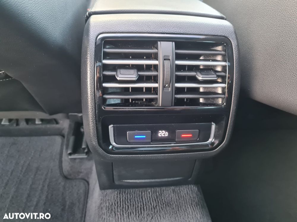 Volkswagen Passat Alltrack - 19