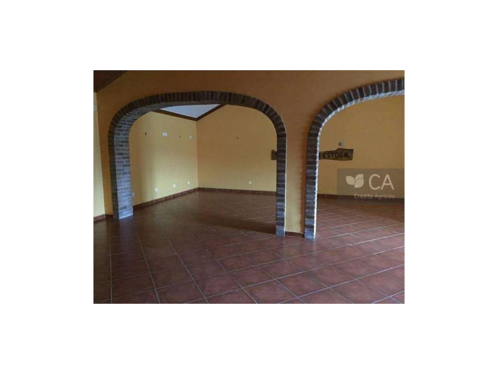 Edificio destinado a restaurante e habitação - Grande imagem: 3/5