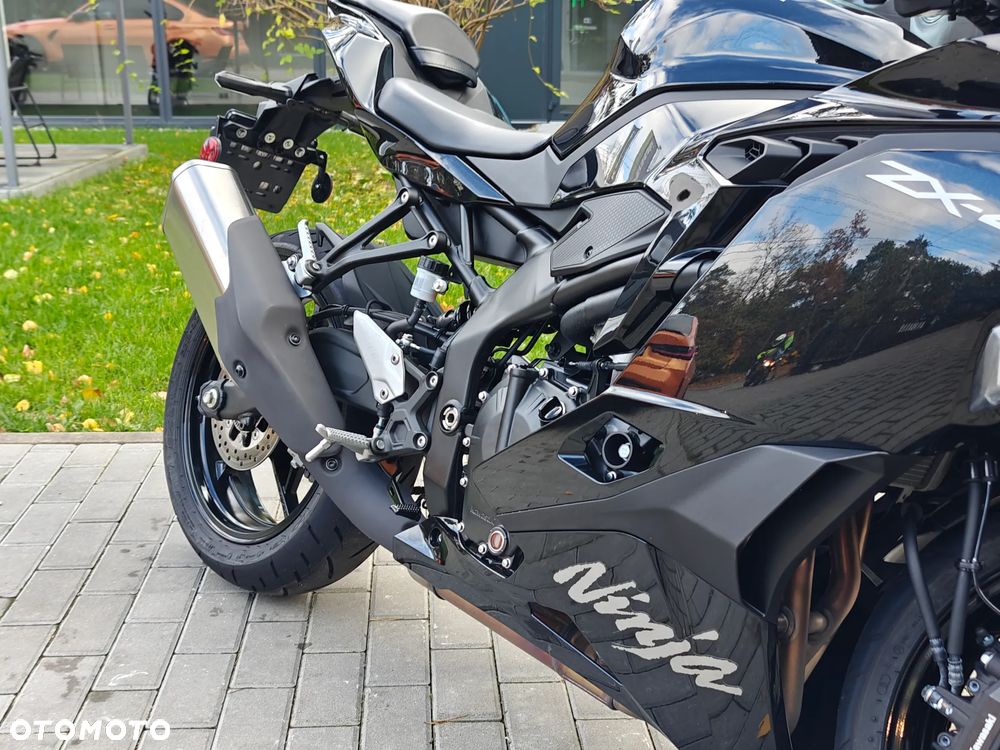 Kawasaki ZX - 4