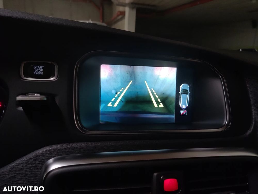 Volvo V40 T5 VEA AWD Aut Momentum - 16