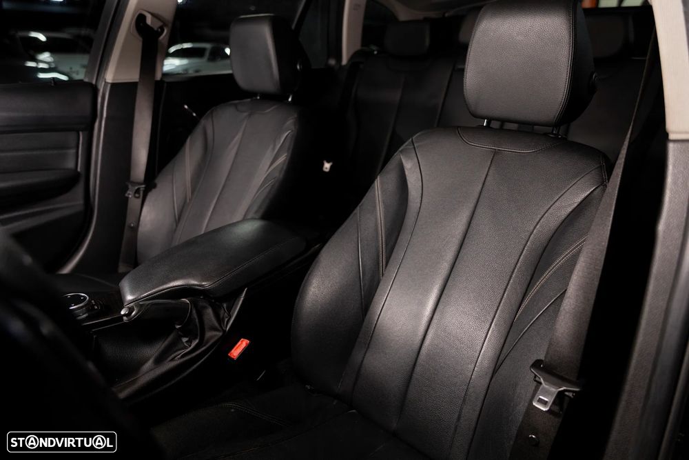 BMW 320 d Aut. Luxury Line - 7
