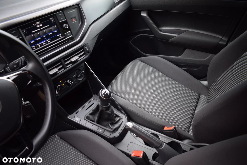 Volkswagen Polo - 26