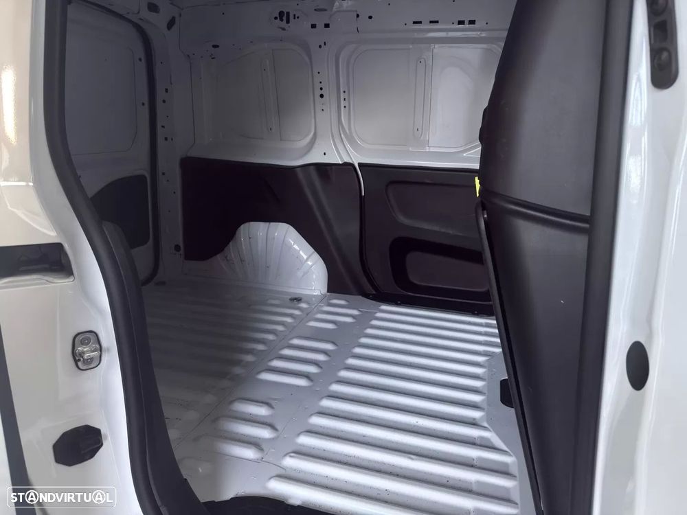 Toyota proace city exclusive - 17