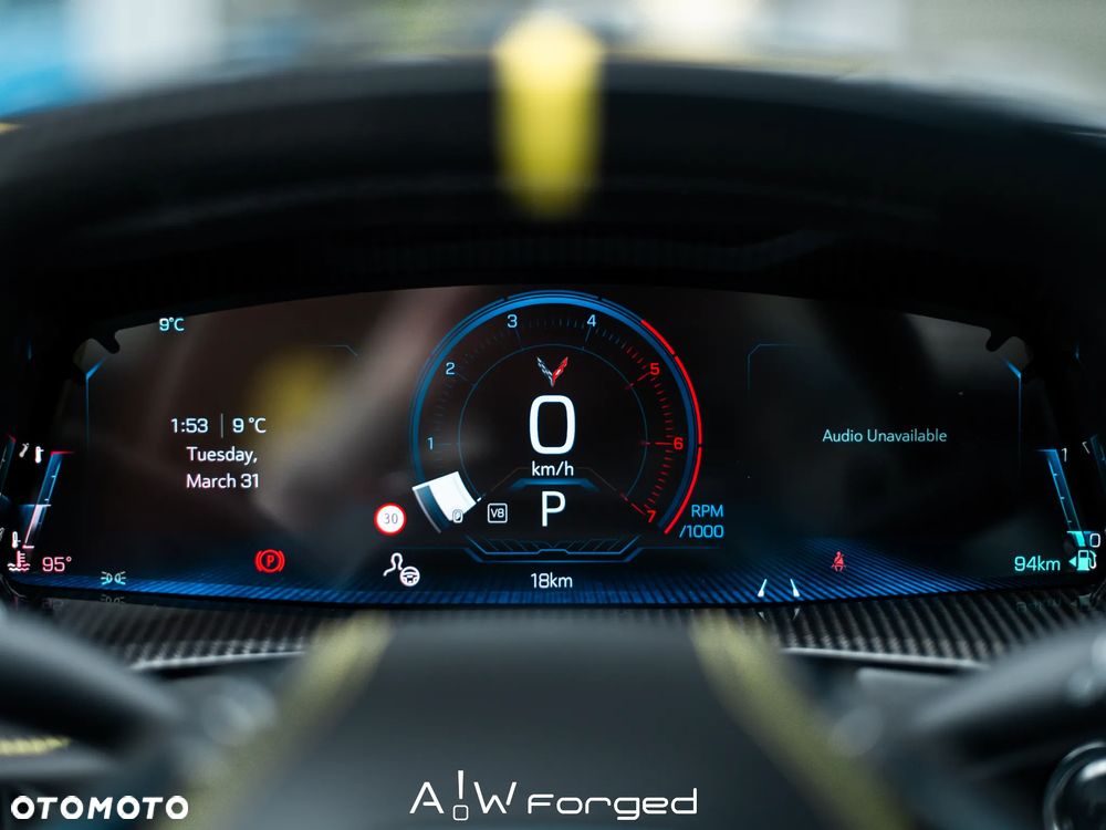 Chevrolet Corvette - 31