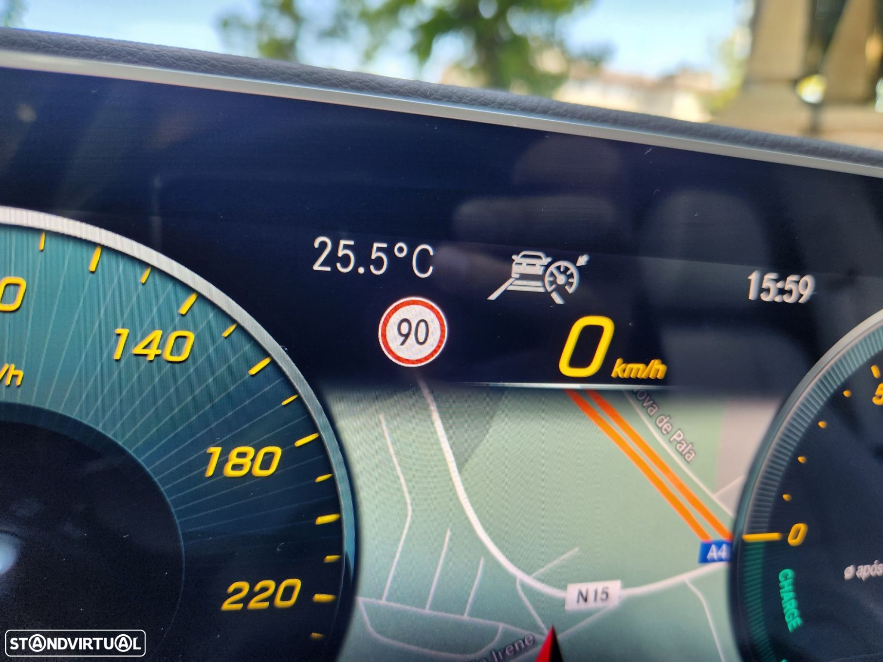 Mercedes-Benz GLE 300 d 4Matic - 26