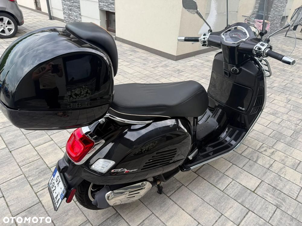Piaggio Vespa - 4
