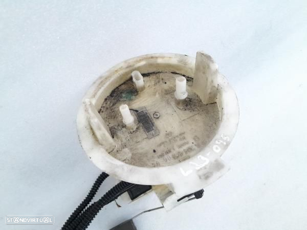 Bomba / Boia Combustivel  Mercedes-Benz C-Class (W204) - 5