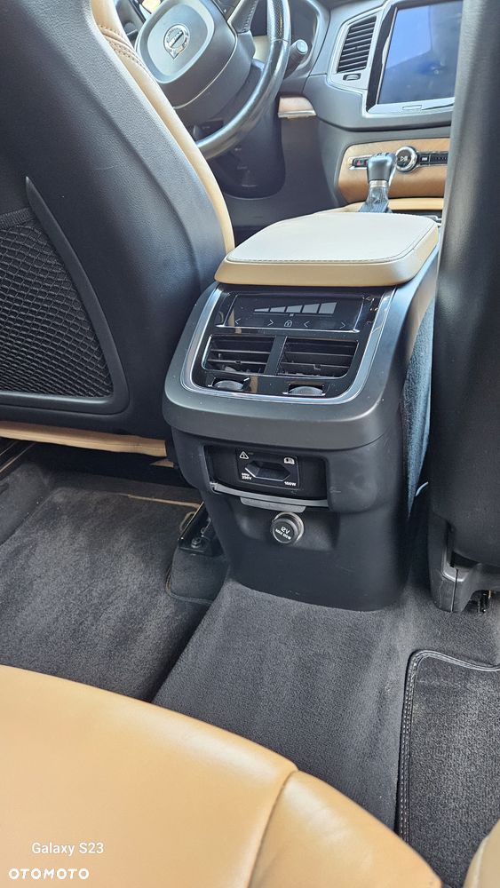 Volvo XC 90 D5 AWD Inscription 7os - 8