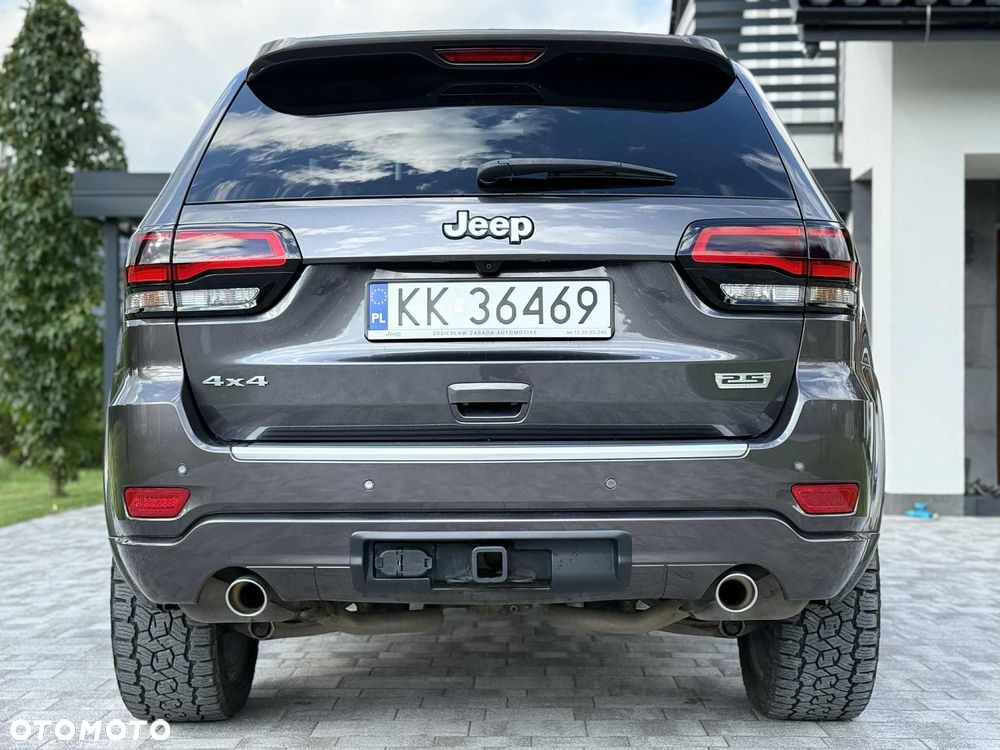 Jeep Grand Cherokee - 4