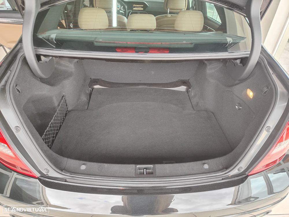 Mercedes-Benz C 220 CDI DPF BlueEFFICIENCY 7G-TRONIC Avantgarde Edition - 17