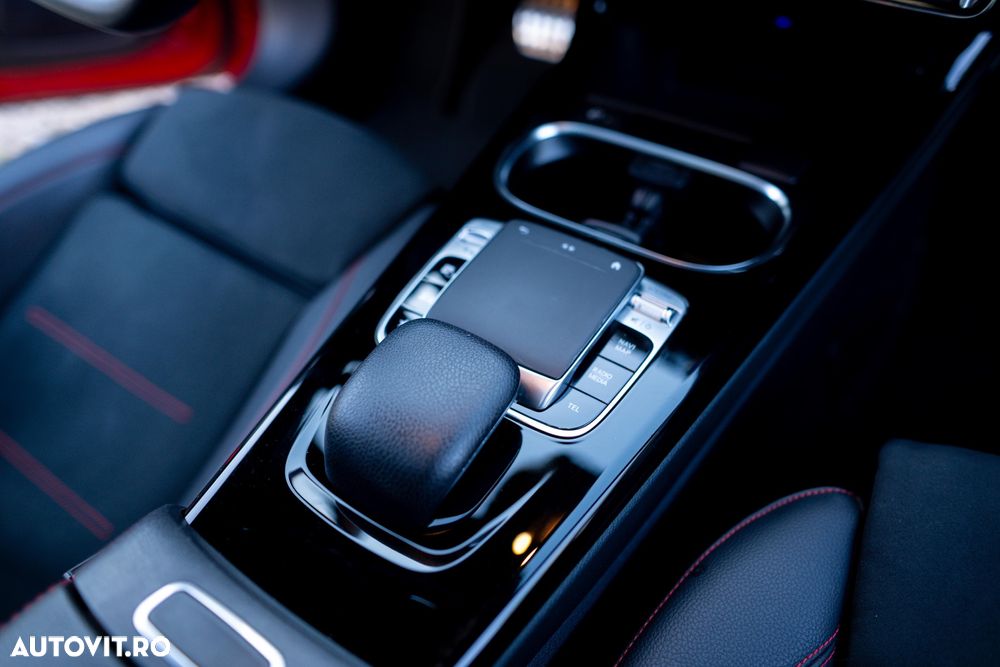 Mercedes-Benz CLA 250 4Matic 7G-DCT AMG Line - 22