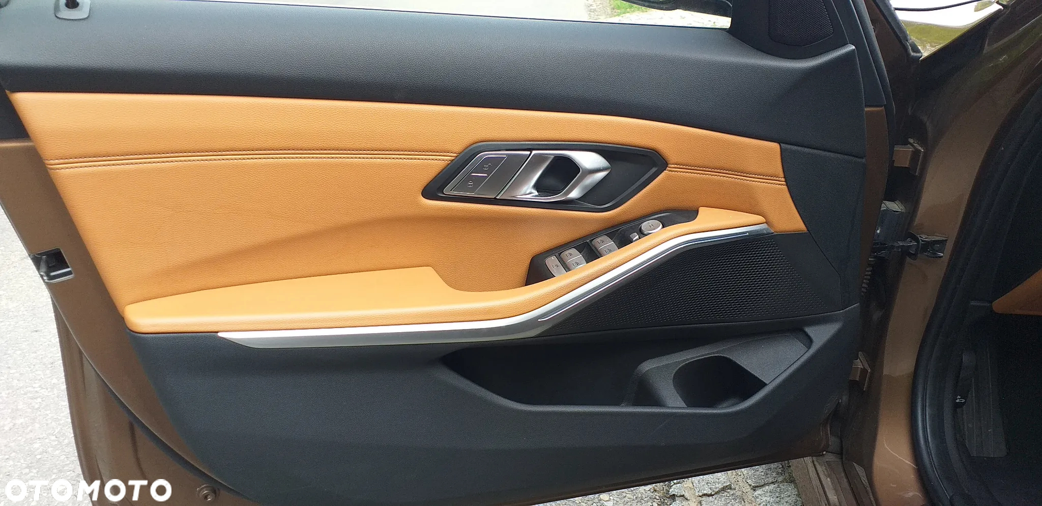 BMW Seria 3 318d Luxury Line - 13