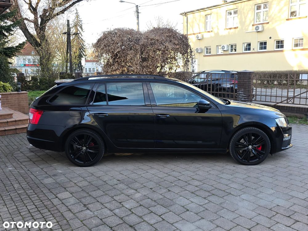 Skoda Octavia 2.0 TDI DSG RS - 7