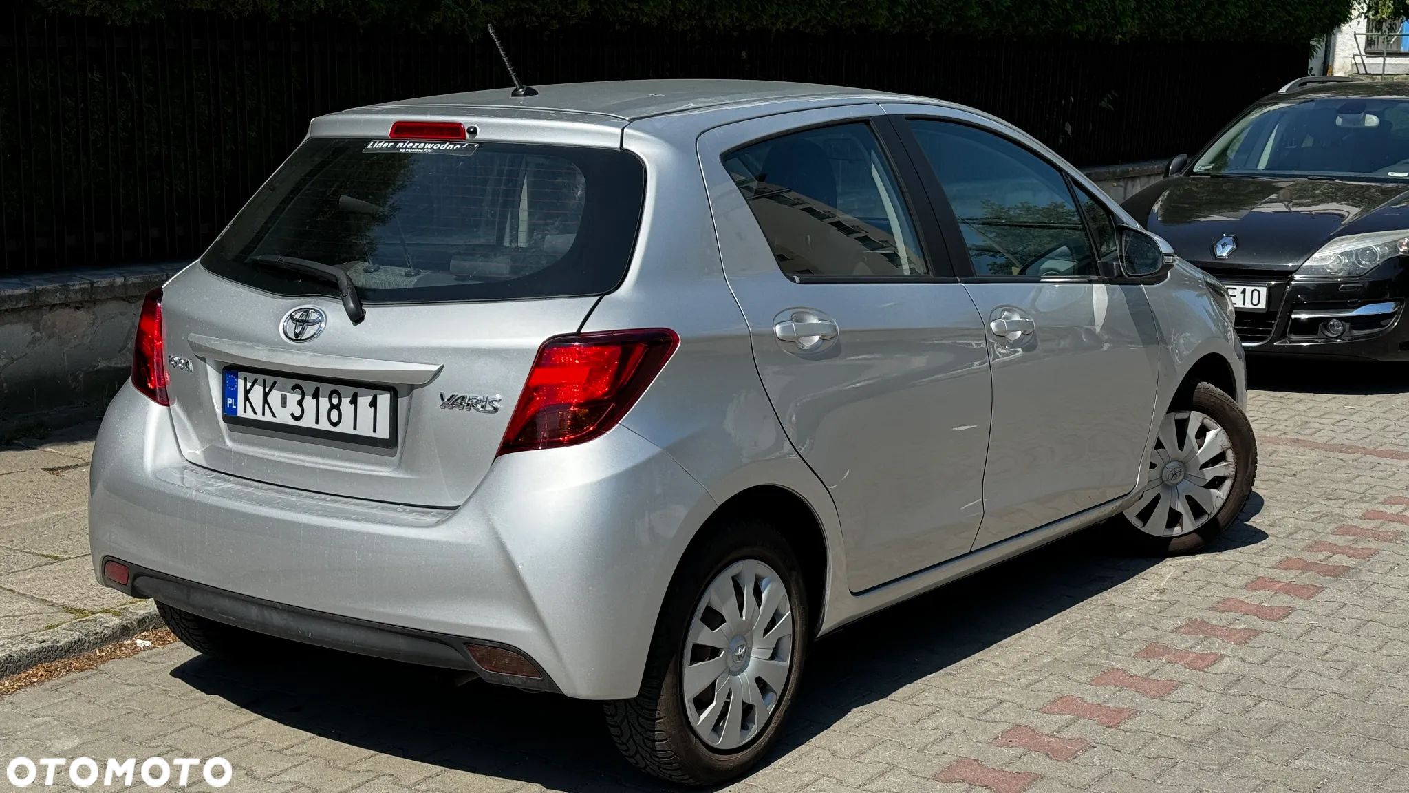 Toyota Yaris 1.0 Premium - 1
