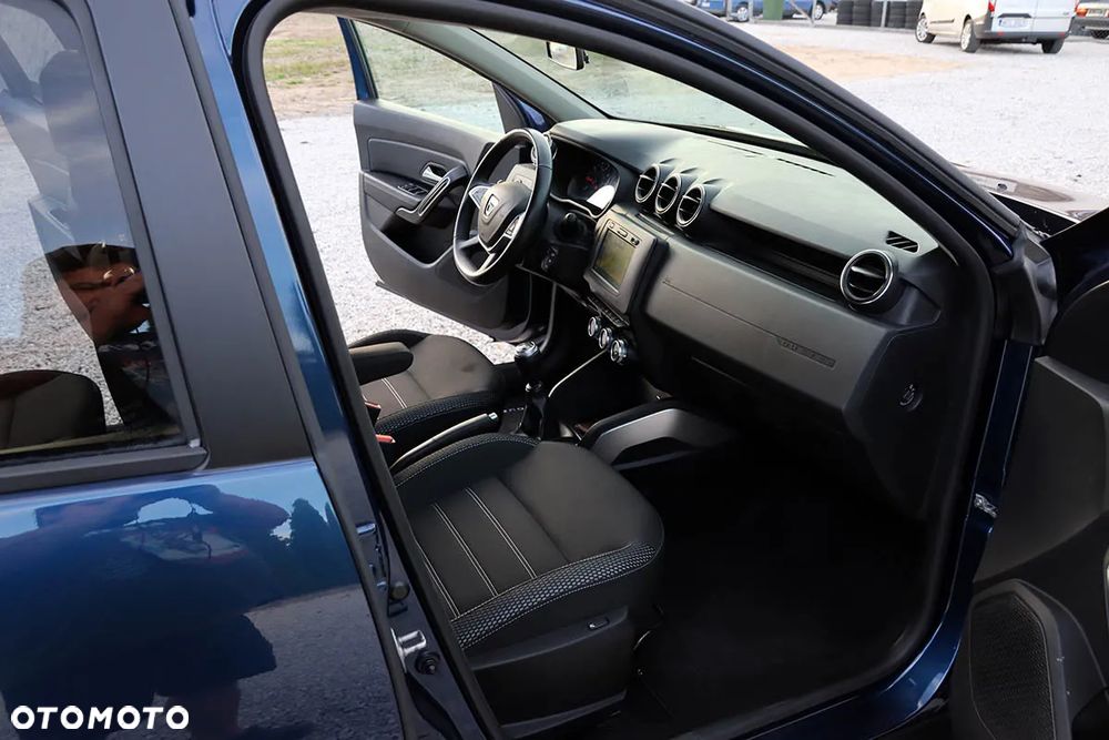 Dacia Duster 1.3 TCe FAP SL Look 4WD - 23