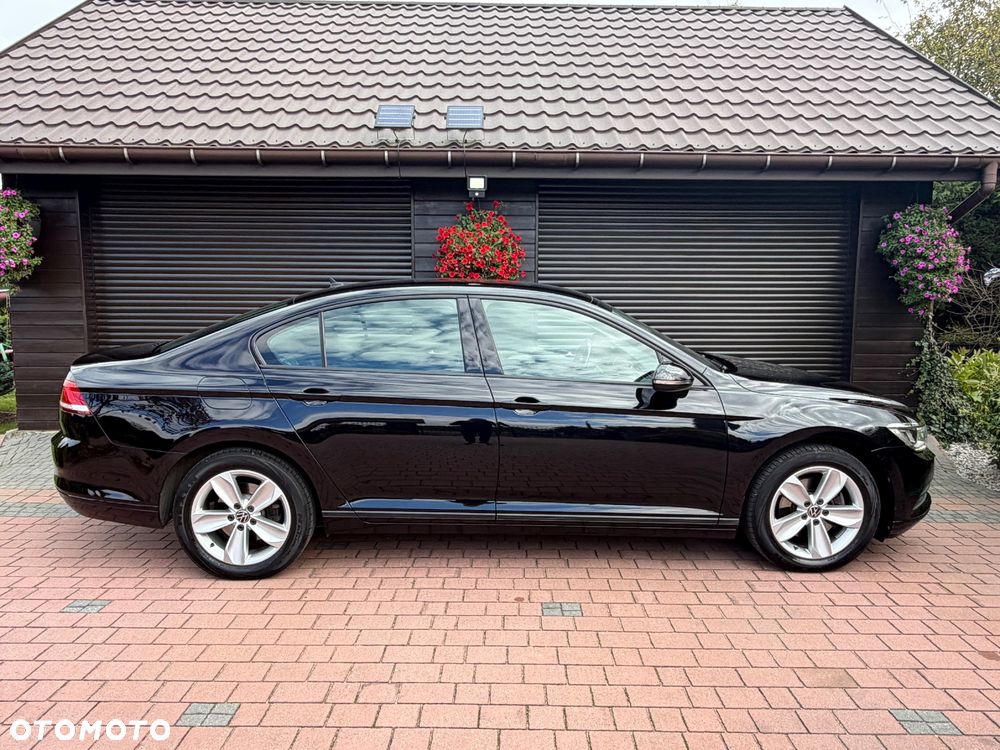 Volkswagen Passat - 6