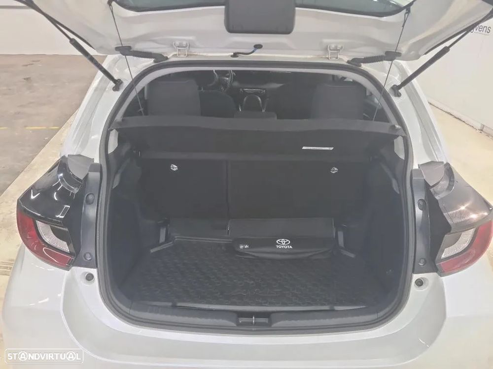 Toyota Yaris 1.5 HDF Comfort Plus - 10