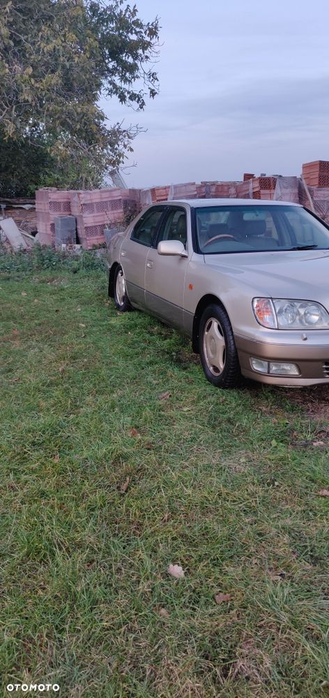 Lexus LS - 6