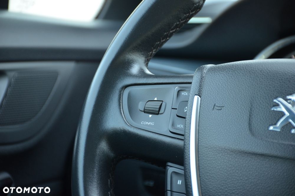 Peugeot 508 155 THP Style - 28
