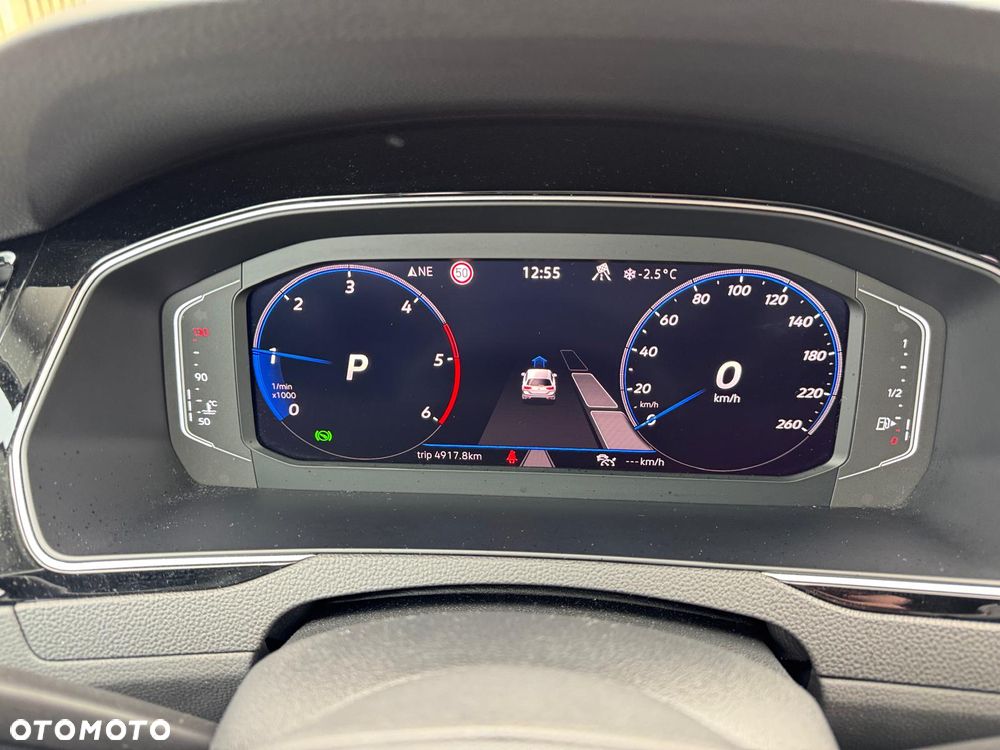 Volkswagen Passat Variant 2.0 TDI EVO Elegance DSG - 23