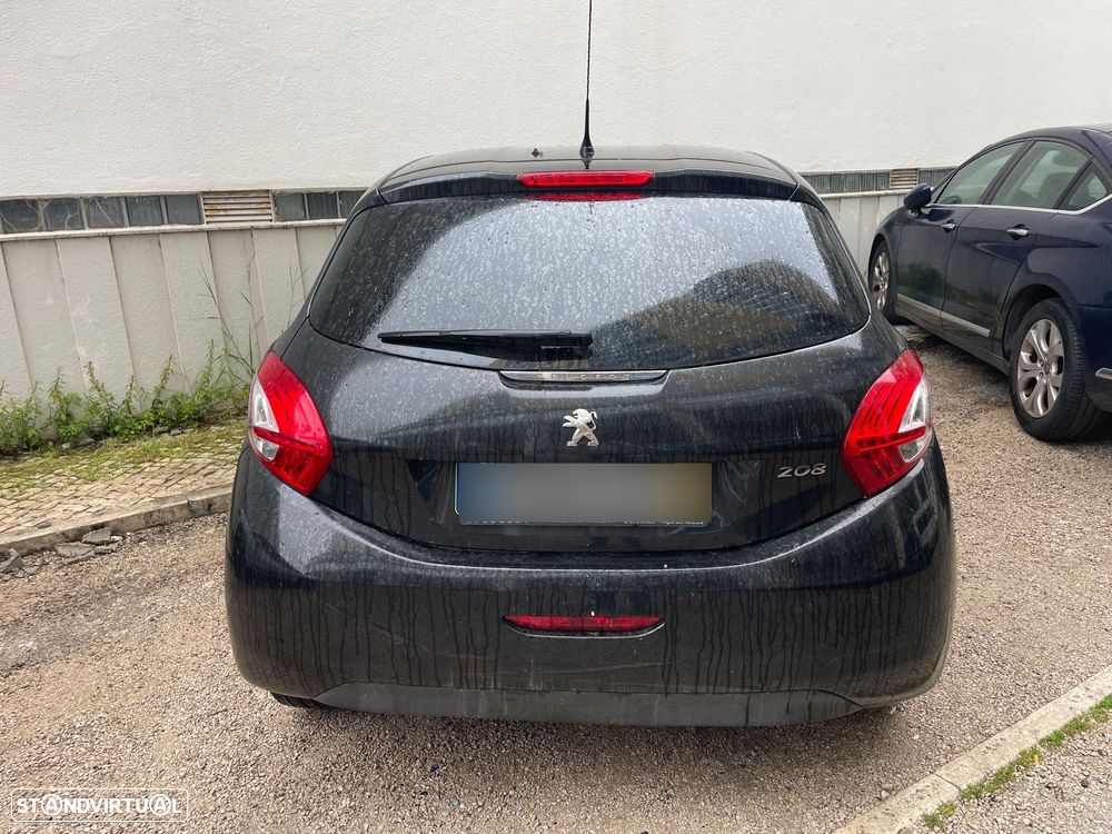 Peugeot 208 - 6