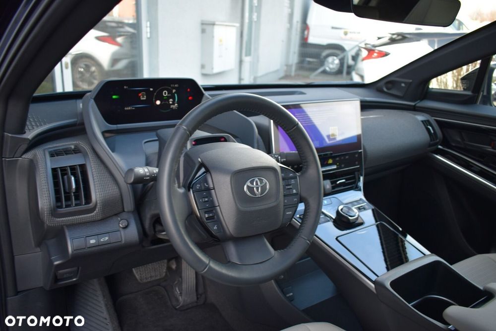 Toyota bZ4X 71.4kWh 4x4 Executive - 14