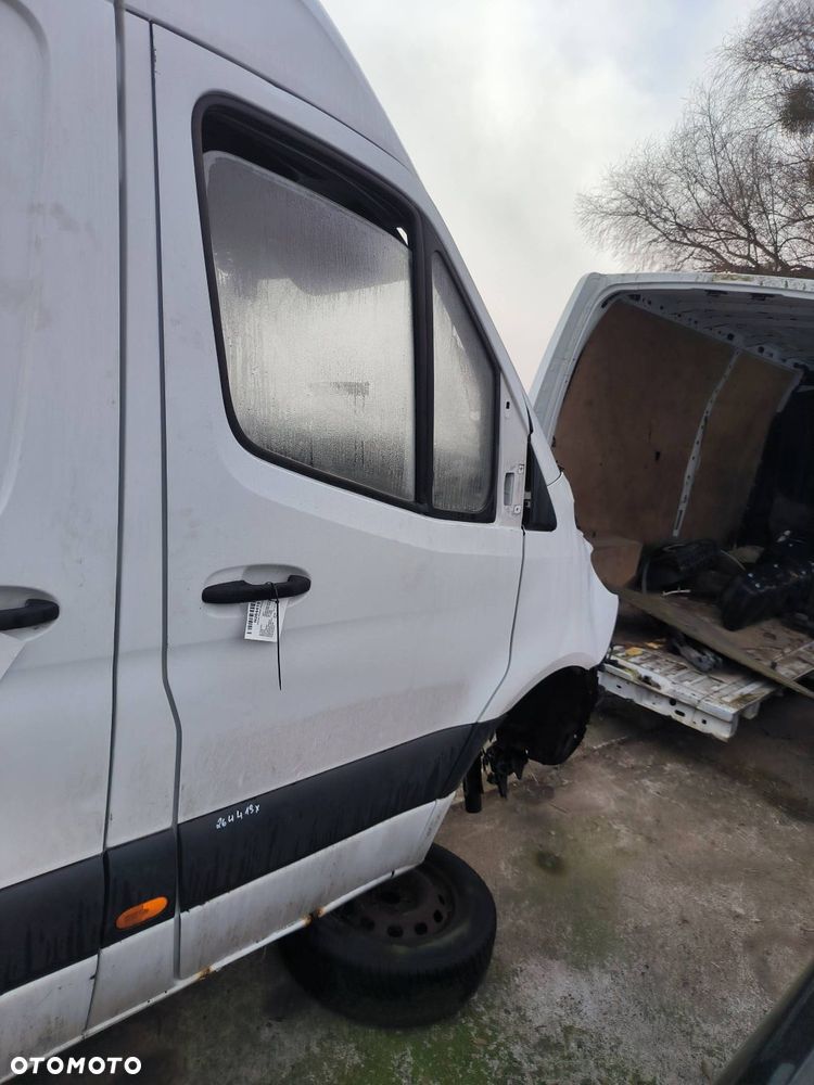 DRZWI PRAWE PRZÓD MERCDES-BENZ SPRINTER W907 314CDI 9147 - 5
