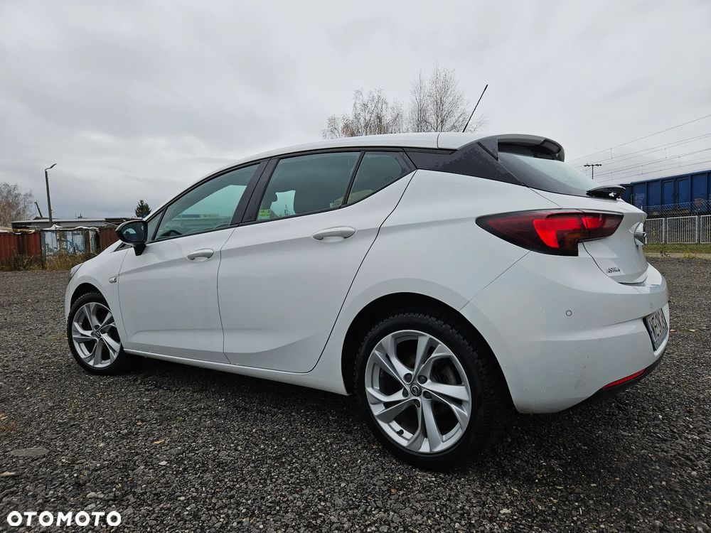 Opel Astra 1.2 T GS Line S&S - 16