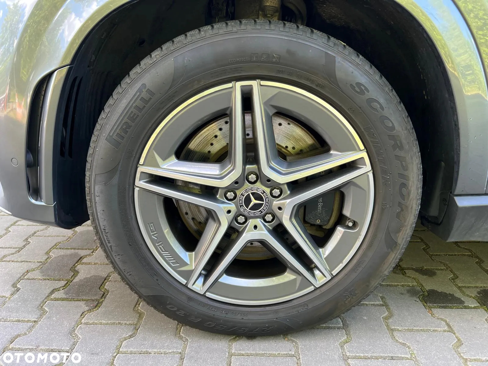 Mercedes-Benz GLE - 25