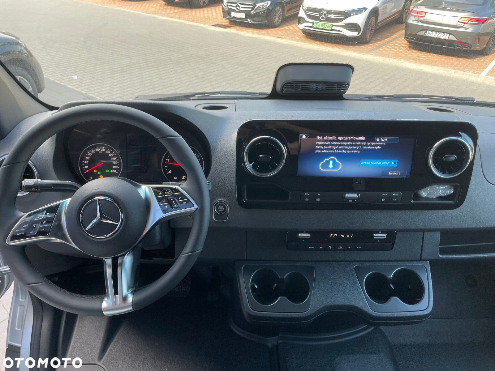 Mercedes-Benz Sprinter 319 CDI kamera 360 Reflektory LED - 14