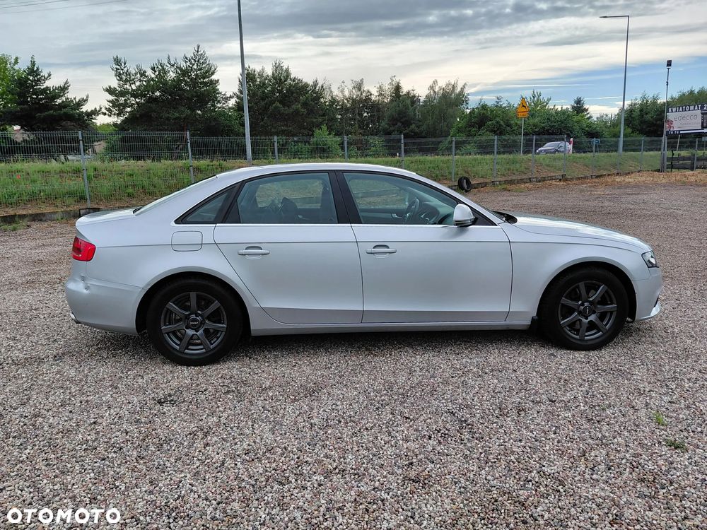 Audi A4 Limousine 3.0 TDI DPF quattro Ambiente - 17