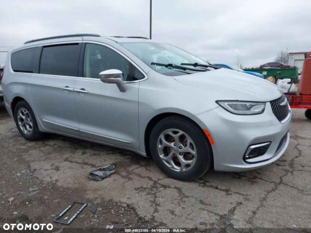 Chrysler Pacifica - 6