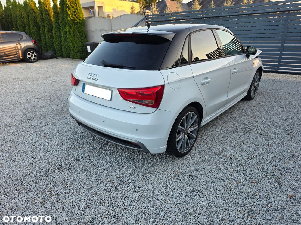 Audi A1 Sportback 1.6 TDI S tronic S line edition - 5