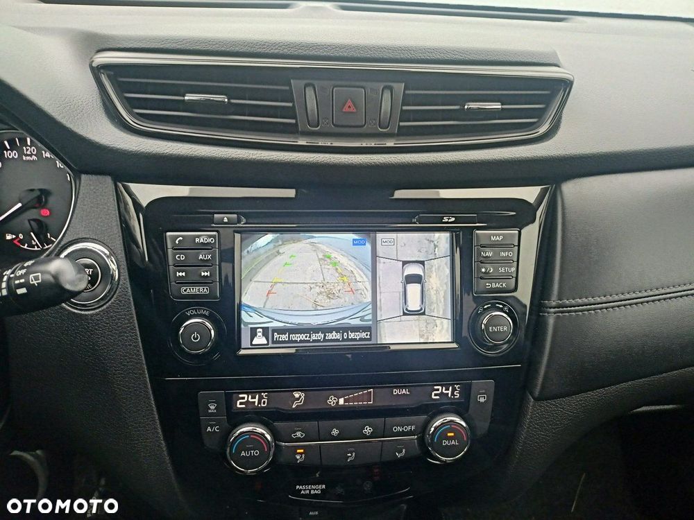 Nissan X-Trail 1.6 DIG-T Tekna 2WD 7os - 37