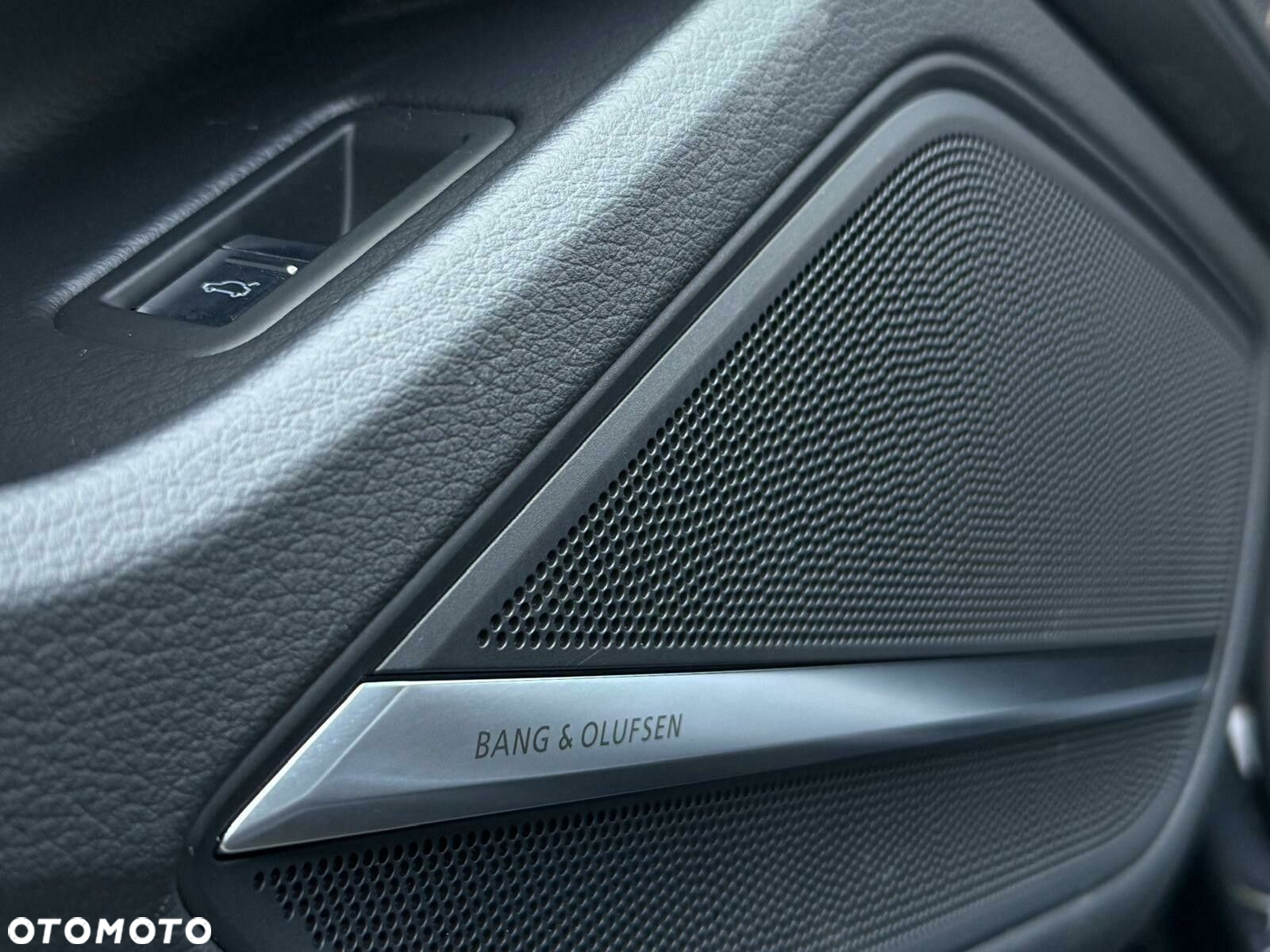 Audi A8 - 14