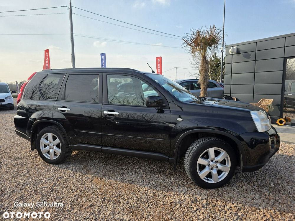 Nissan X-Trail 2.5 4x4 CVT-Automatik SE - 7