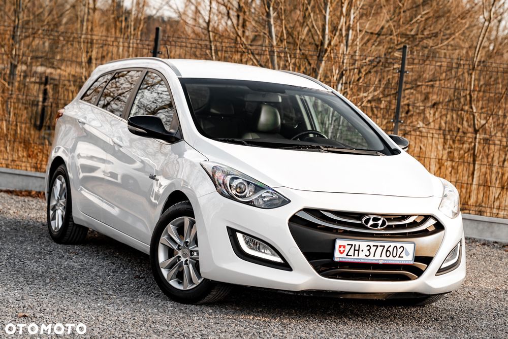 Hyundai i30 i30cw 1.6 Trend - 1
