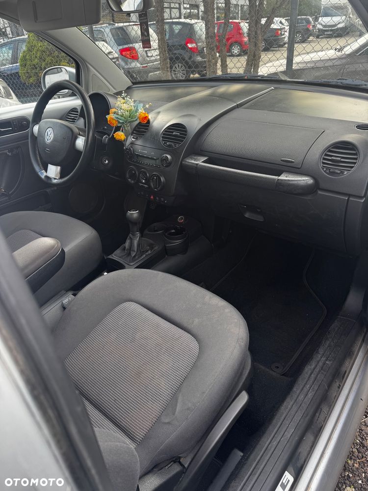 Volkswagen Beetle - 7