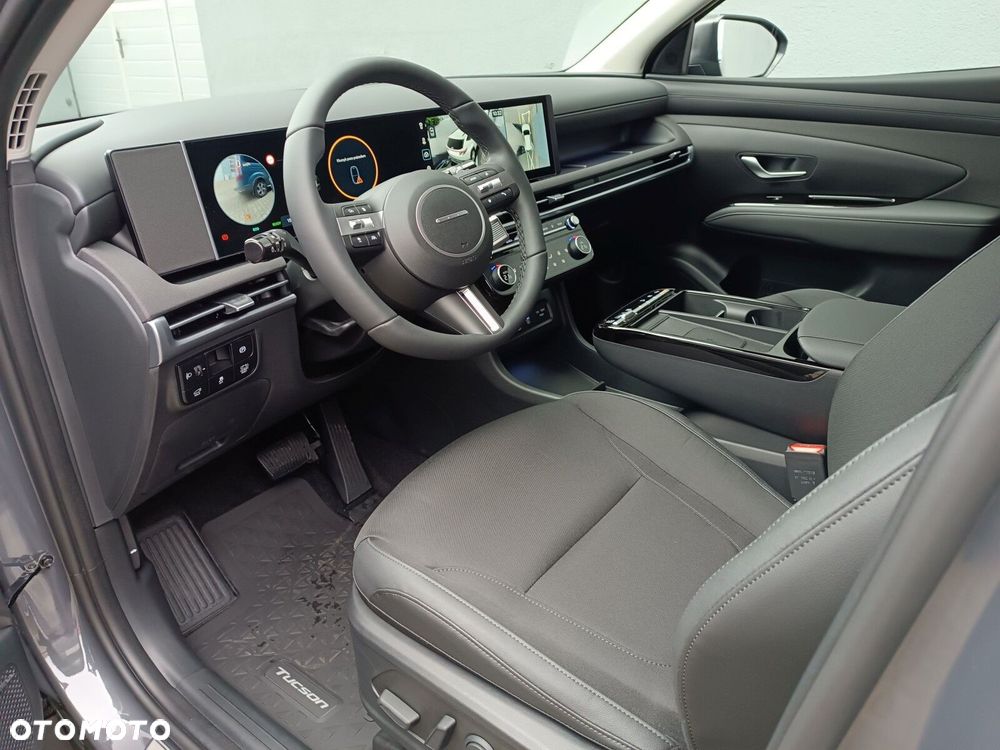 Hyundai Tucson 1.6 T-GDi HEV Executive 2WD - 9