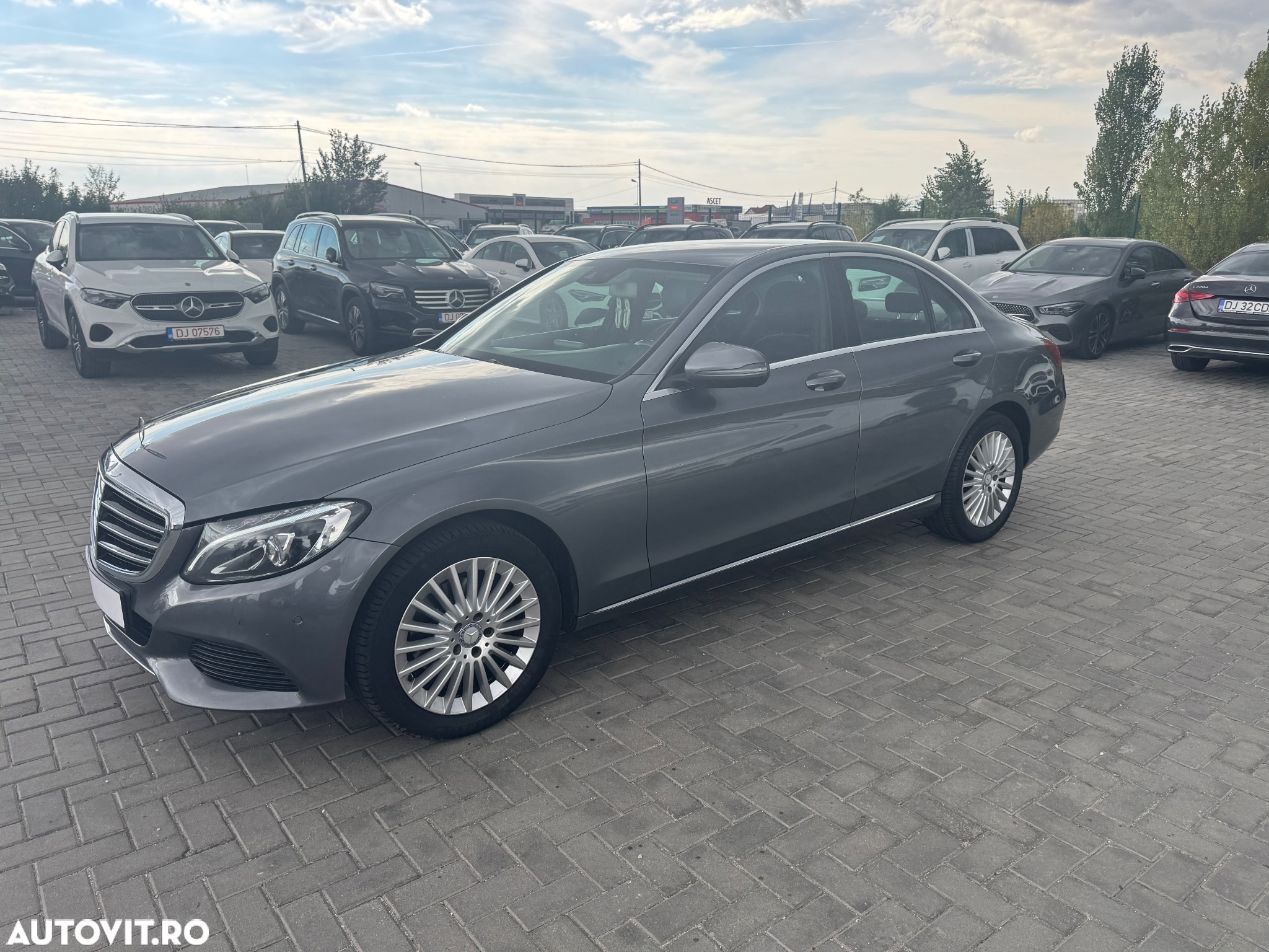 Mercedes-Benz C - 29