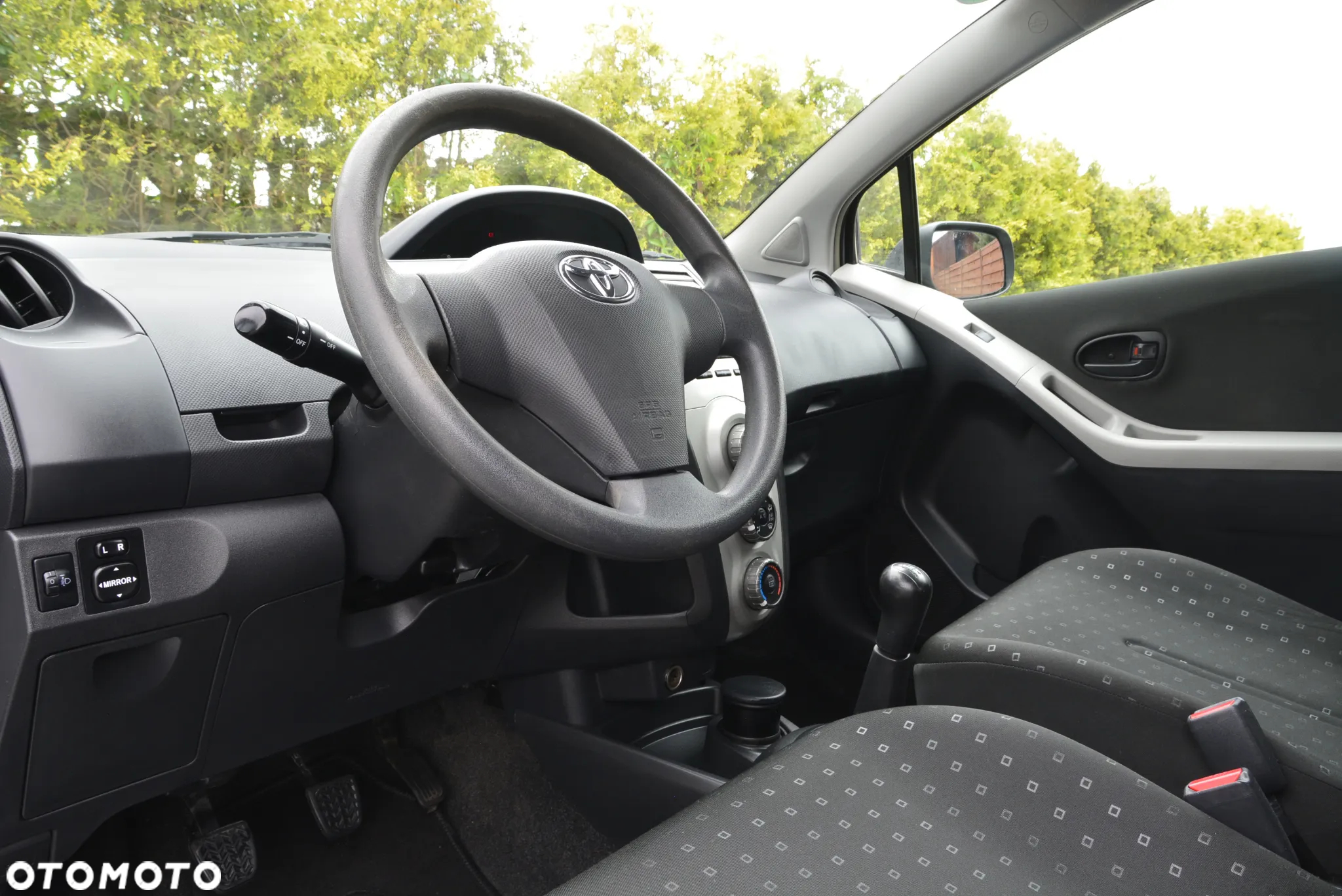 Toyota Yaris 1.3 Luna A/C - 7
