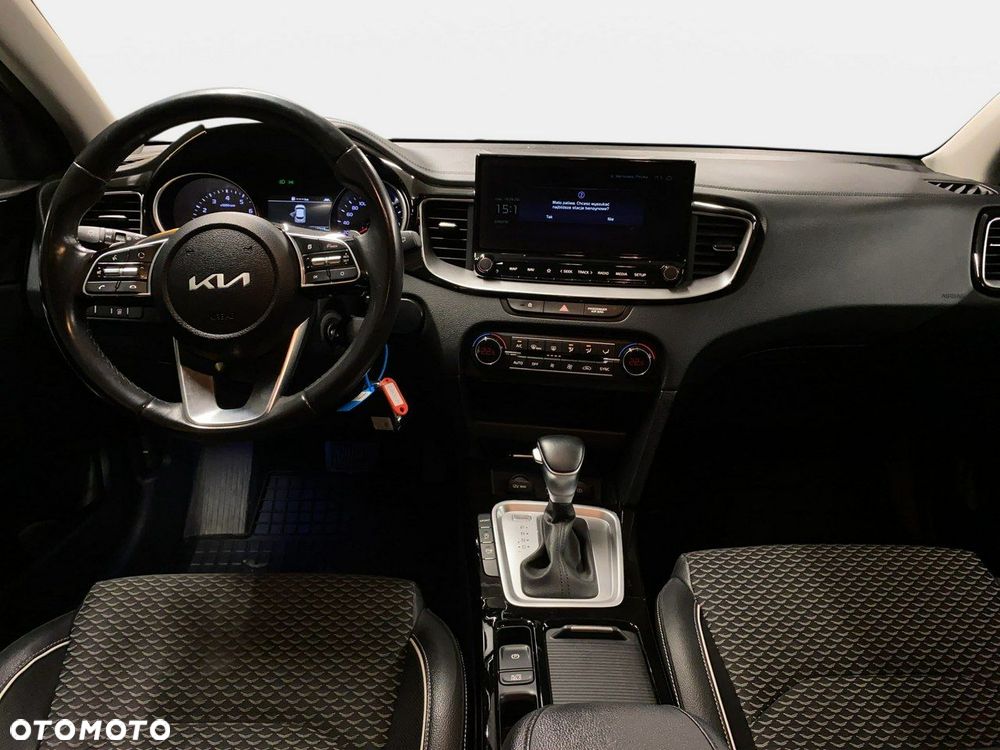 Kia XCeed - 22